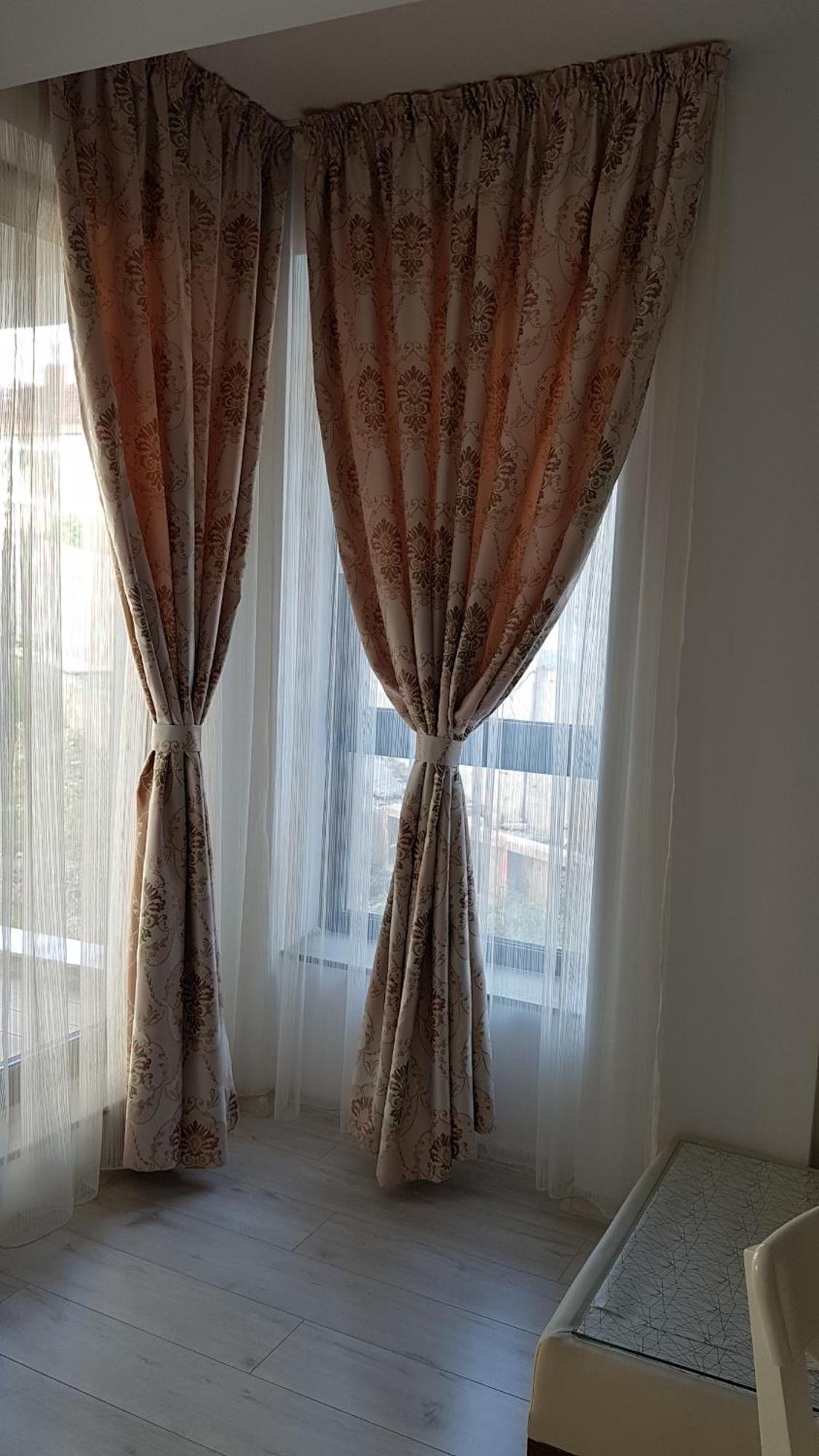Ultracentral Monadin 2 *