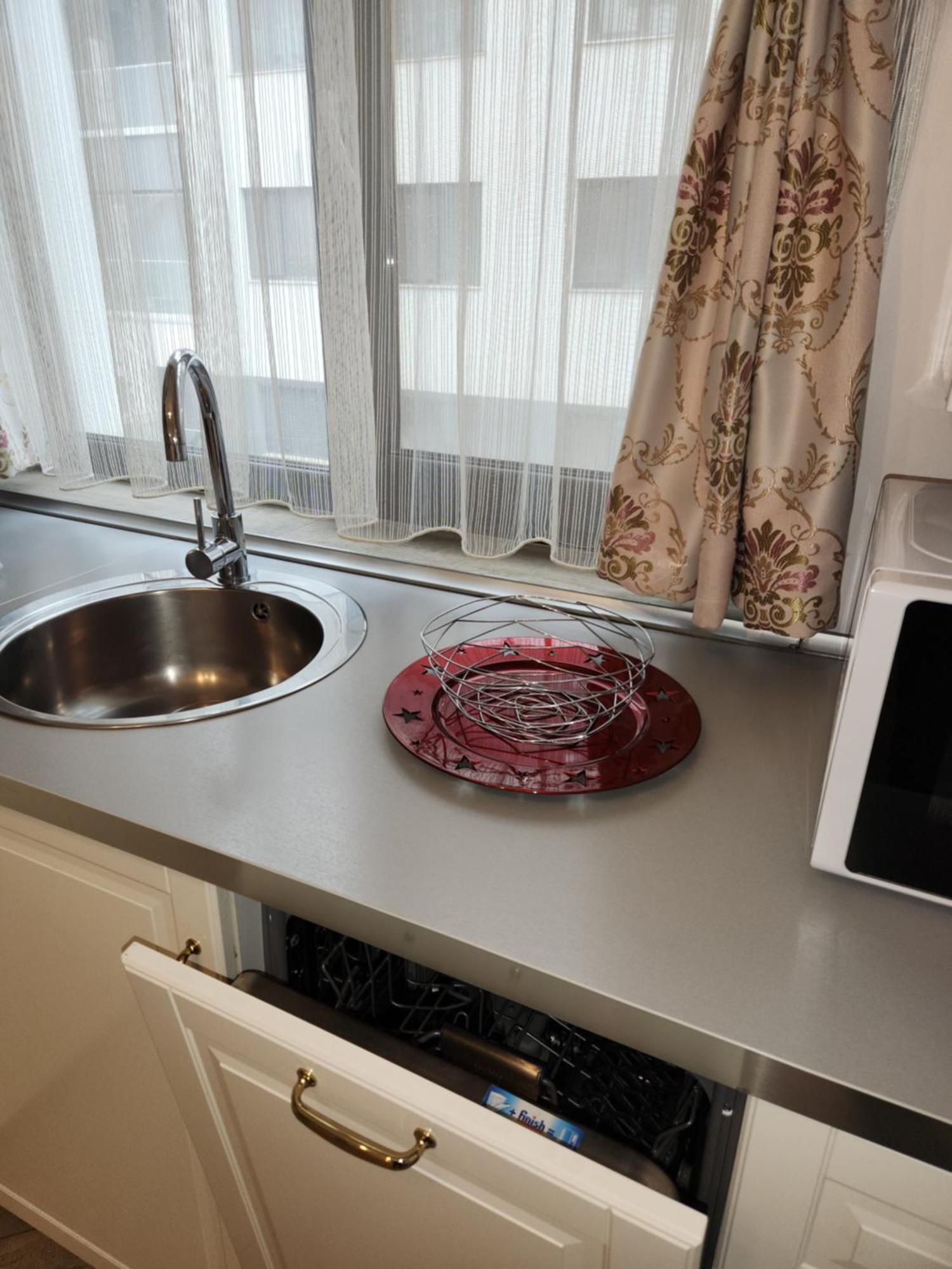 Apartment Ultracentral Monadin 2 *