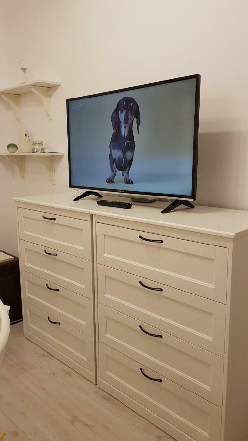 Ultracentral Monadin 2 *